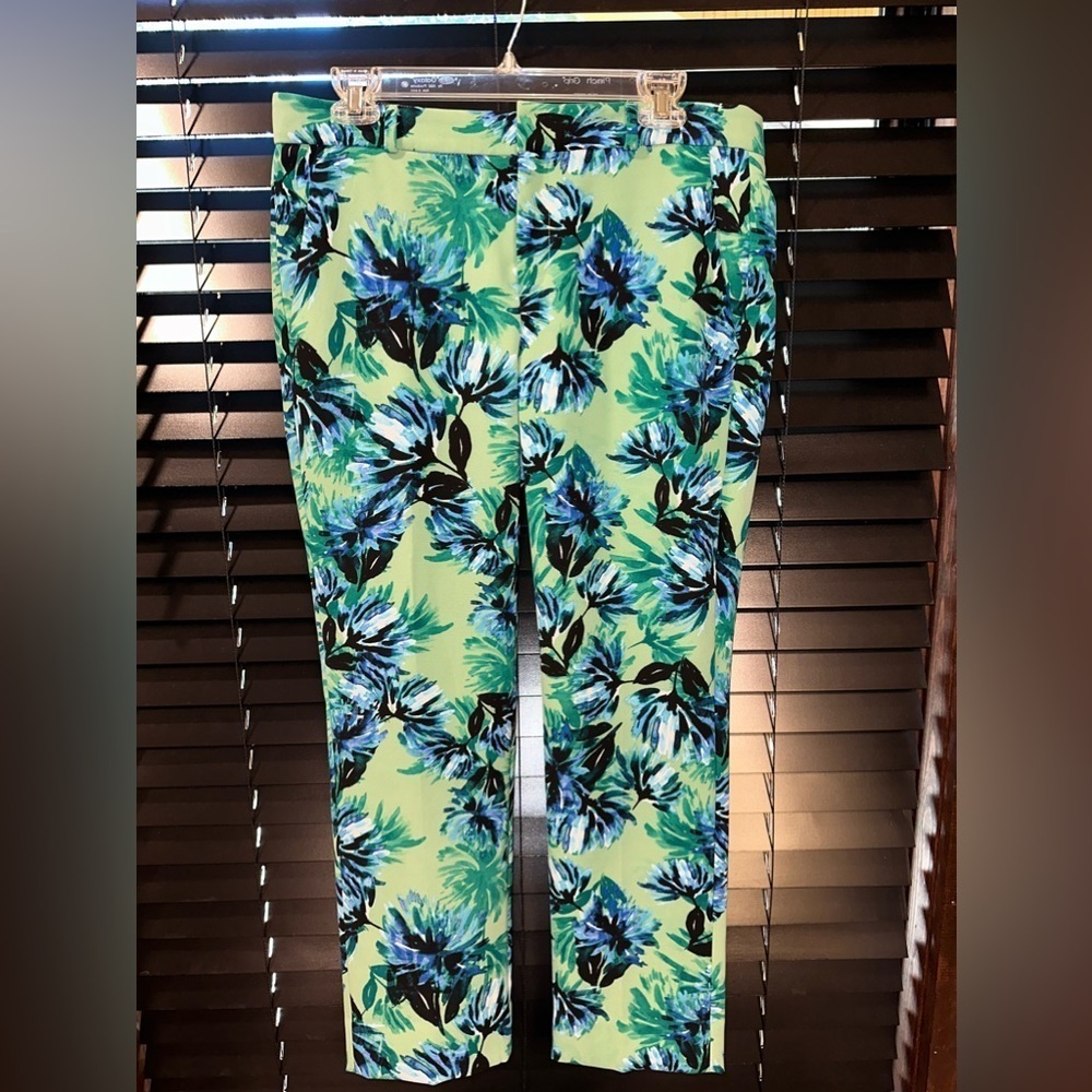 NWOT Banana Republic pants Avery Business Casual Green Blue Floral Knit Sz 6